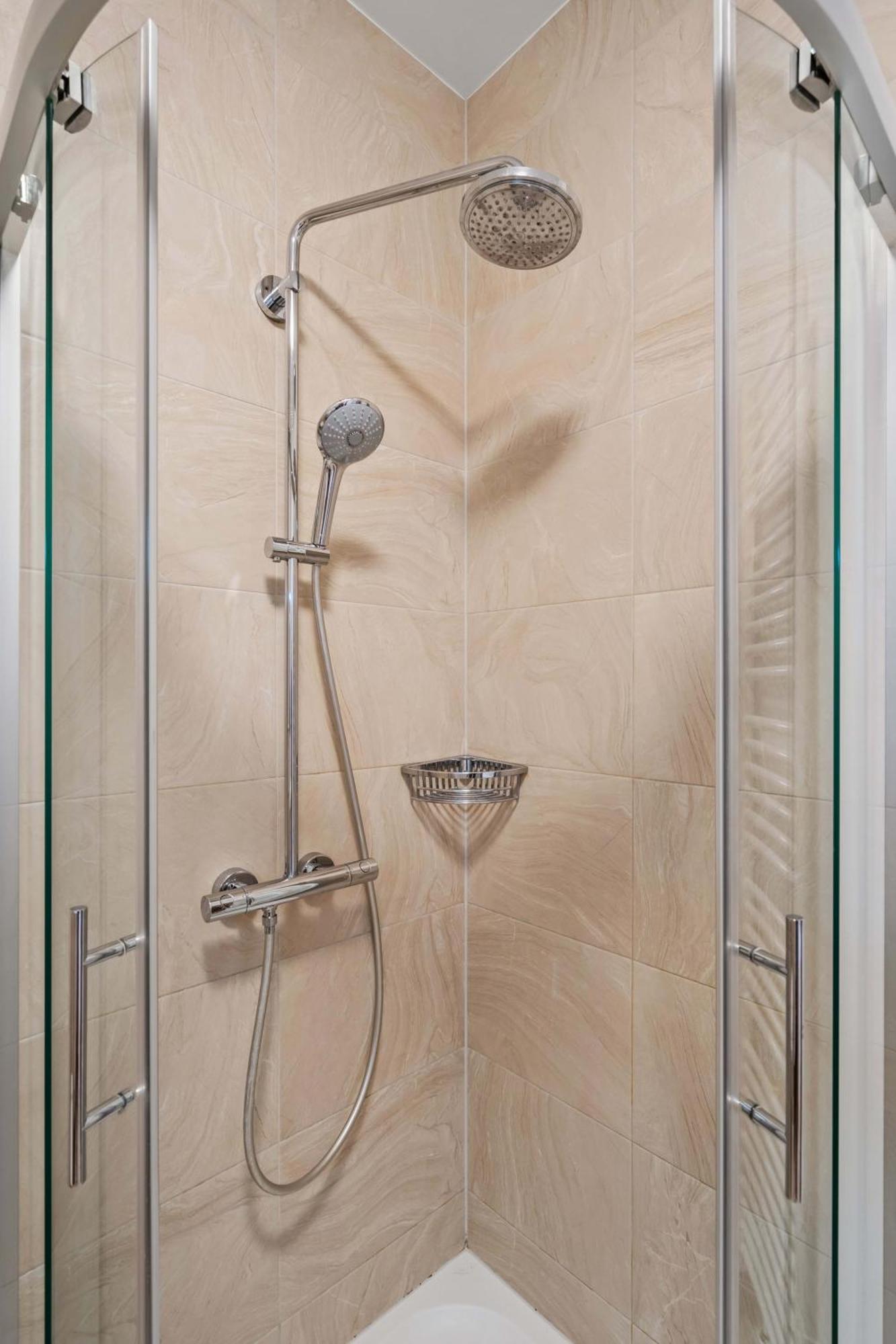 Stylish 2Br Apt In Limpertsberg, Near City Center Luxemburg Exterior foto
